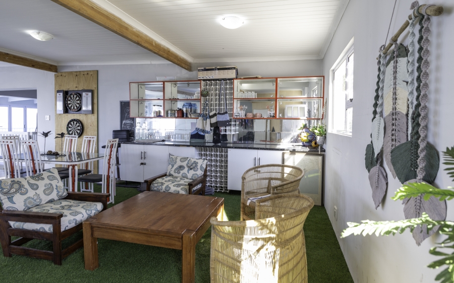 11 Bedroom Property for Sale in West Beach Eastern Cape